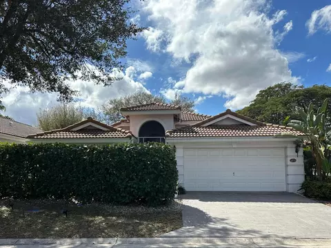 12179 Sunset Point Cir, Wellington, FL 33414