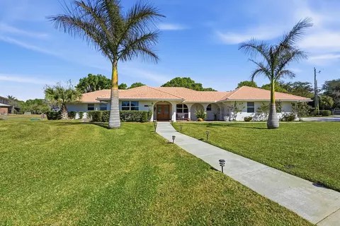 1100 Fleetwood Ln, Fort Pierce, FL 34982