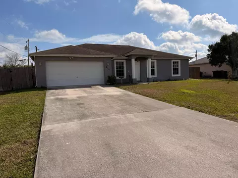 634 SW Millard Dr, Port Saint Lucie, FL 34953