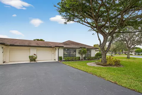 10397 Equestrian Dr #B, Boynton Beach, FL 33436