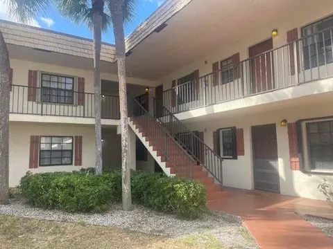 4237 Oak Terrace Dr, Greenacres, FL 33463