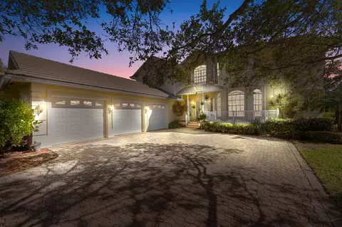 8817 SE Compass Is, Jupiter, FL 33458
