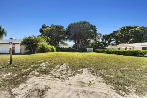 Nnnn Fittin Court, Lake Worth, FL 33461