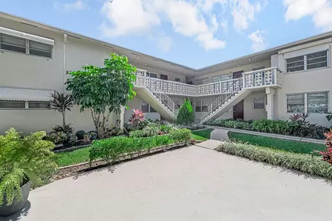 606 S C St #204, Lake Worth Beach, FL 33460