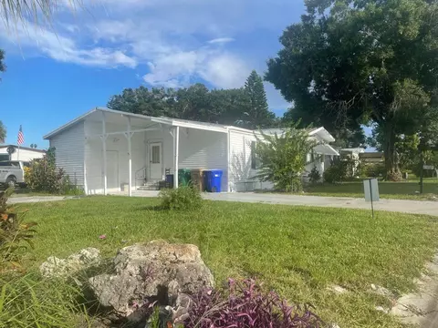 116 NE 8th Ave, Okeechobee, FL 34972