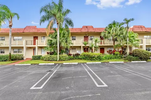 6 Abbey Ln #104, Delray Beach, FL 33446