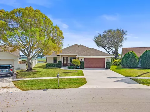1901 Primrose, Wellington, FL 33414