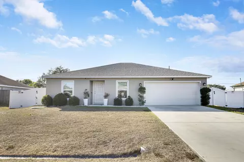 3590 SW Vincennes St, Port Saint Lucie, FL 34953