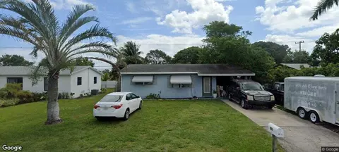 510 NW 8th St, Boynton Beach, FL 33426
