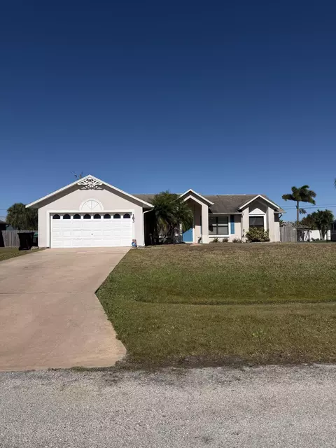 183 SW Hide, Port Saint Lucie, FL 34953