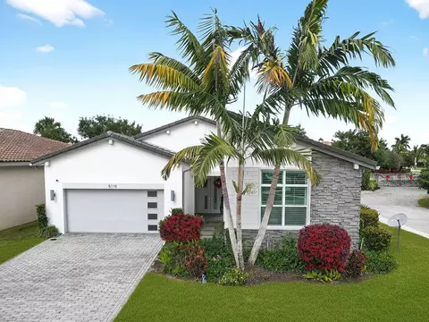 5119 Beland Dr, Lake Worth, FL 33467