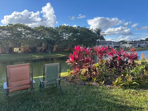 31 Sheffield B, West Palm Beach, FL 33417