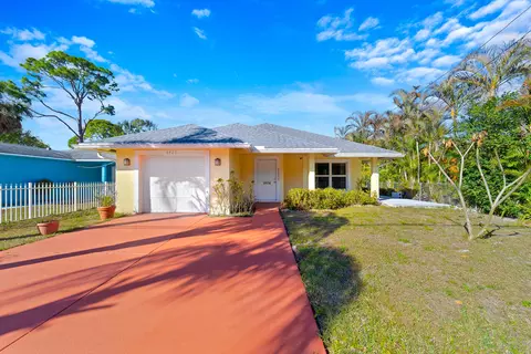 6923 S 1st St, Jupiter, FL 33458