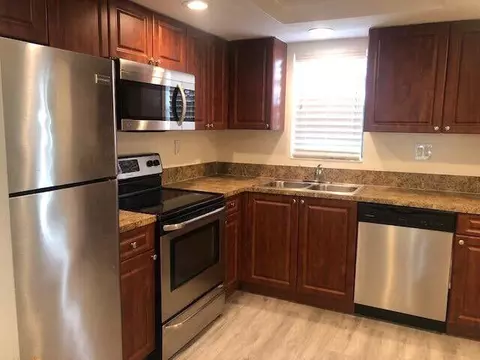 9235 SW 8th #403, Boca Raton, FL 33428