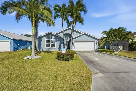 2811 SW Mustang Ter, Stuart, FL 34997