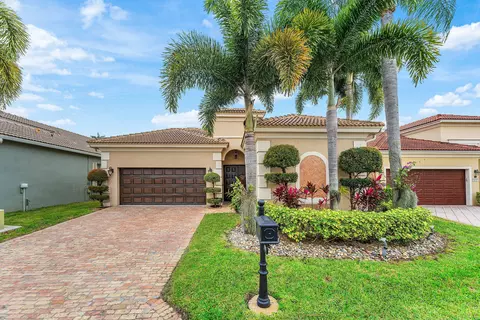 5827 Via De La Plata Cir, Delray Beach, FL 33484