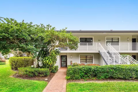 34 Southport Ln #A, Boynton Beach, FL 33436