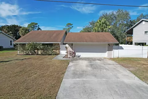 8074 SE River Ln, Stuart, FL 34997