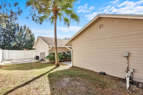 Exterior - 8074 SE River Ln, Stuart, FL 34997 photo 11 of 11