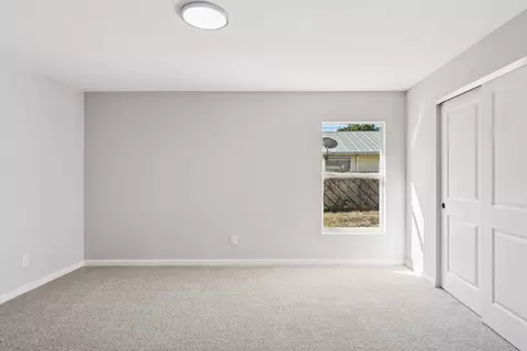 Bedroom - 5232 SE 55th Ter, Stuart, FL 34997 photo 3 of 6
