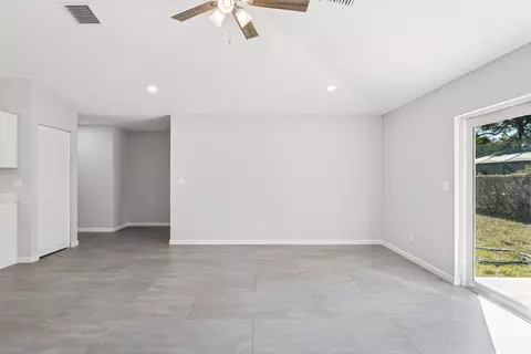 Living - 5232 SE 55th Ter, Stuart, FL 34997 photo 1 of 1
