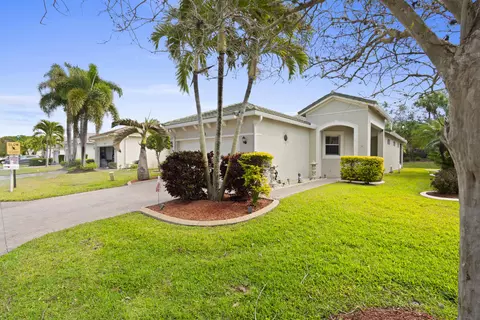 333 SW Coconut Key Way, Port Saint Lucie, FL 34986