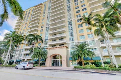 625 Casa Loma Blvd #403, Boynton Beach, FL 33435
