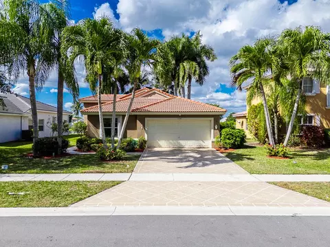 5540 Muirfield Village Cir, Lake Worth, FL 33463