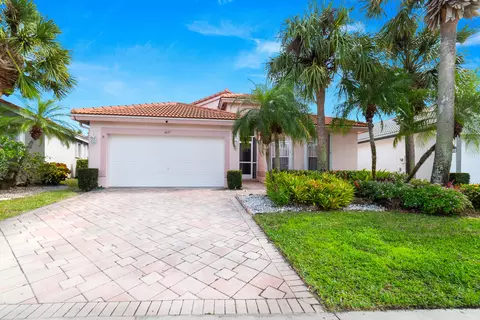 6637 Sun River Rd, Boynton Beach, FL 33437