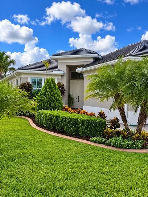 11917 SW Seahorse Springs Ter, Port Saint Lucie, FL 34987