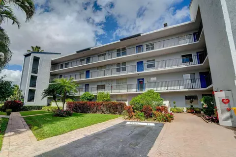 14773 Cumberland Dr, Delray Beach, FL 33446