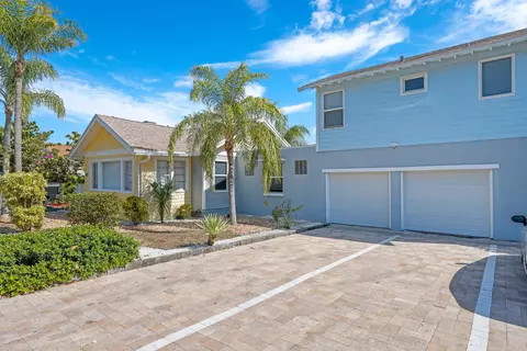 812 S N St, Lake Worth, FL 33460