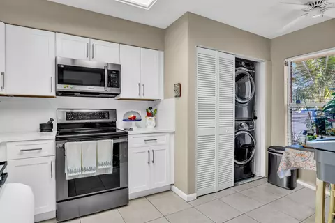 14527 Bonaire Blvd #101, Delray Beach, FL 33446
