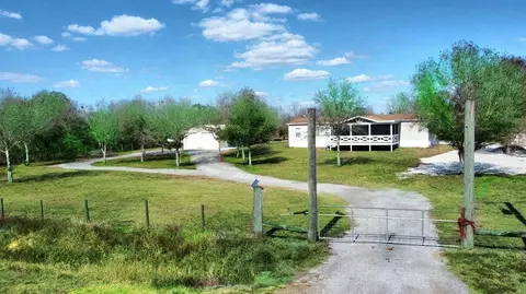 17077 NW 254th St, Okeechobee, FL 34972