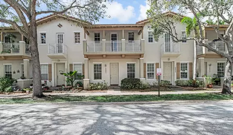 2407 NW 5th St, Boynton Beach, FL 33426