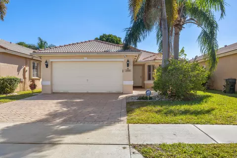 3800 Woodfield Dr, Coconut Creek, FL 33073