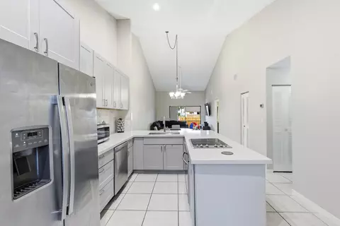 1060 Parkside Green Dr #D, Greenacres, FL 33415