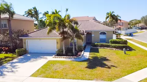 6267 Sand Hills Cir, Lake Worth, FL 33463