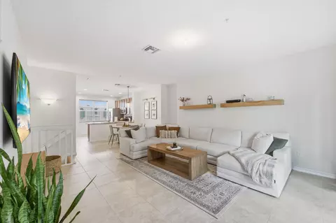 1923 Via Granada, Boynton Beach, FL 33426