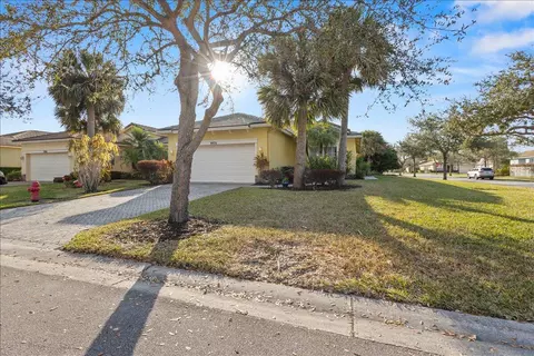 9970 SW Eastbrook Cir, Port Saint Lucie, FL 34987