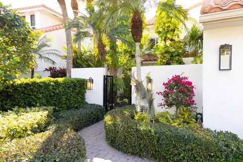 2531 Windsor Way Ct, Wellington, FL 33414