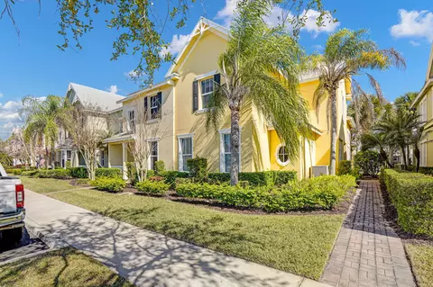 10484 SW Westlawn Blvd, Port Saint Lucie, FL 34987