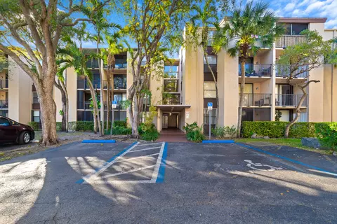 14221 SW 88th St #303C, Miami, FL 33186