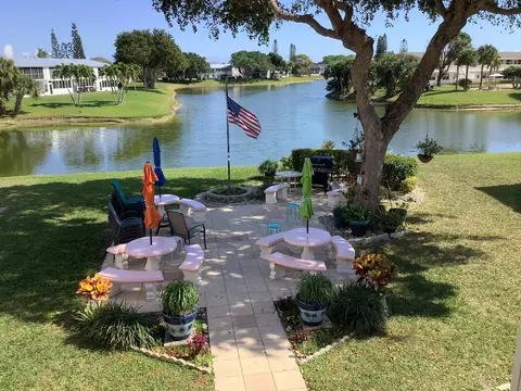 47 Berkshire B Cres #B, West Palm Beach, FL 33417
