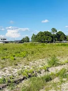7610 16th Ter Ter, Labelle, FL 33935 photo 2