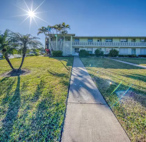 1720 NW 20th Ave #201, Delray Beach, FL 33445