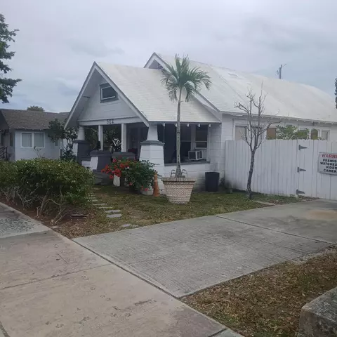 522 49th St, West Palm Beach, FL 33407