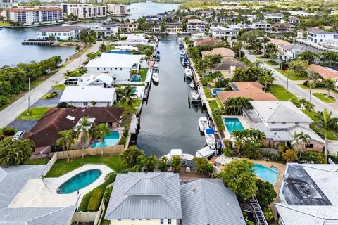 3163 NE 8th Ave, Boca Raton, FL 33431