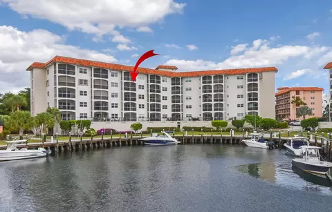 2871 N Ocean Blvd #F429, Boca Raton, FL 33431
