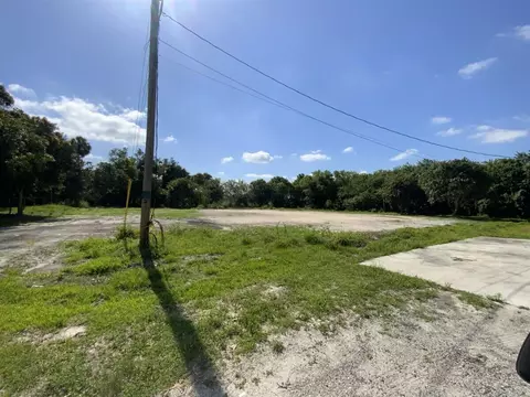 6406 Oleander Ave, Fort Pierce, FL 34982